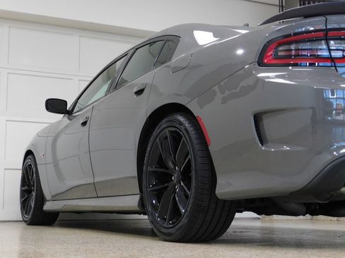 Used 2018 Dodge Charger R/T Scat Pack RWD image 61