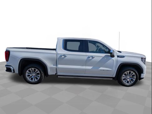 Certified 2023 GMC Sierra 1500 Denali AWD/4WD image 3