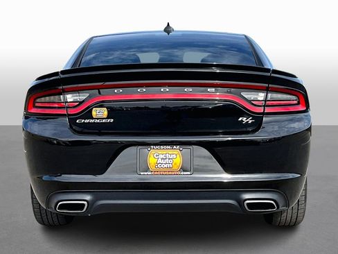 Used 2017 Dodge Charger R/T image 4