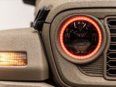 Used 2026 Jeep Gladiator Sport image 39