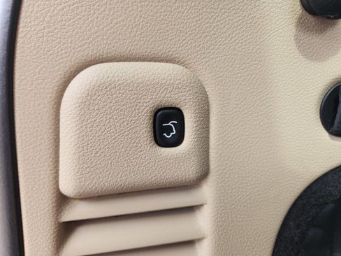 Used 2014 Jeep Grand Cherokee Limited w/ Trailer Tow Group IV image 32