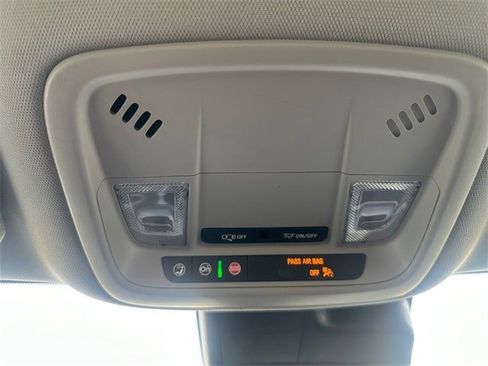 Used 2023 Chevrolet Malibu LT image 18