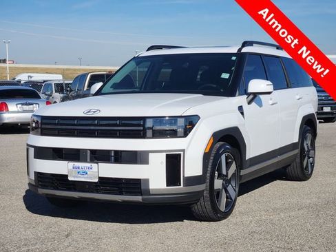Used 2025 Hyundai Santa Fe Limited image 3