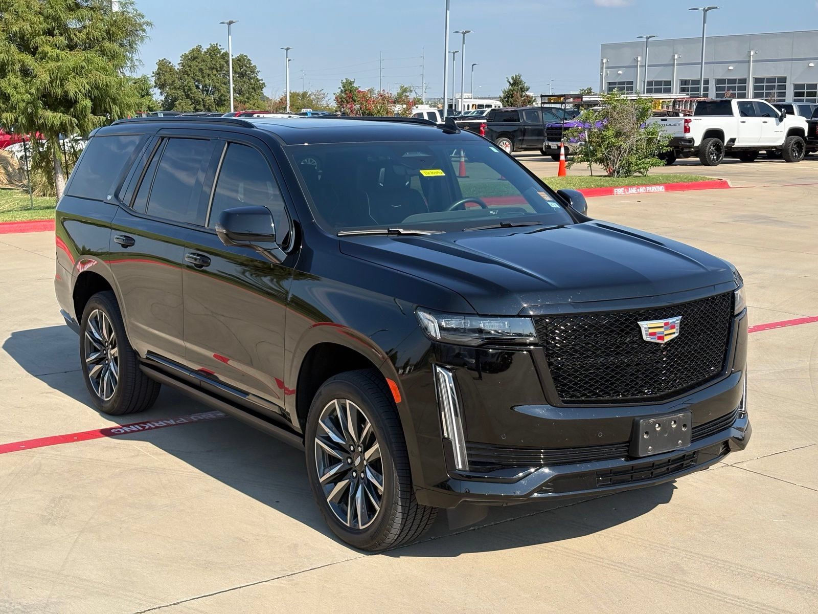 Used 2024 Cadillac Escalade Sport Platinum w/ Heavy-Duty Trailer Package AWD/4WD image 10