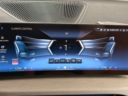 New 2026 BMW i4 eDrive40 w/ Parking Assistance Package RWD image 20