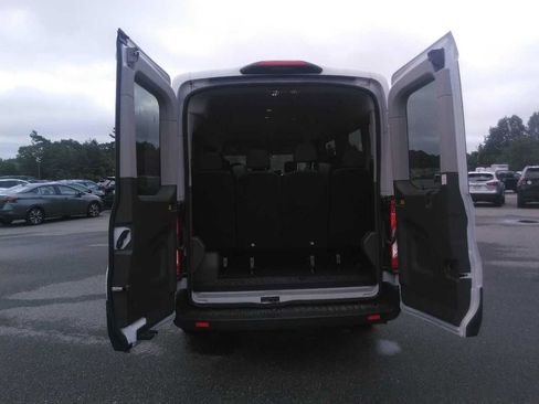 Used 2024 Ford Transit 350 XLT RWD image 24