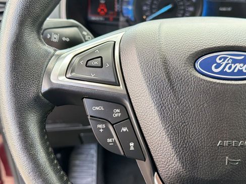 Used 2022 Ford Edge SEL w/ Convenience Package AWD/4WD image 17