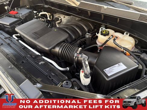 Used 2021 Chevrolet Silverado 1500 Custom Trail Boss w/ Midnight Edition AWD/4WD image 16