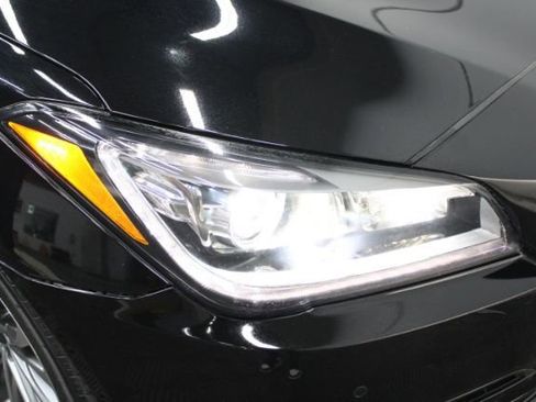 Used 2015 Hyundai Genesis 3.8 w/ Option Group 03 image 27