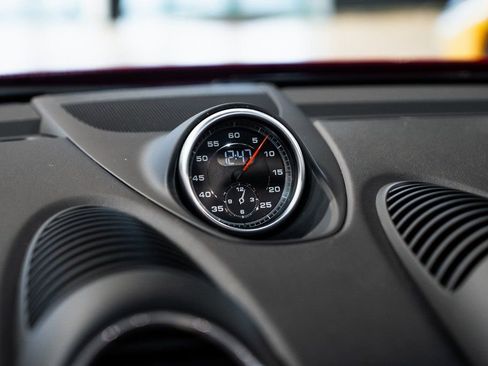 Used 2018 Porsche 718 Boxster GTS image 36