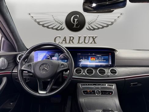 Used 2018 Mercedes-Benz E 300 image 9
