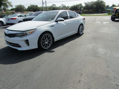 Used 2016 Kia Optima SX w/ Chrome Wheel Package