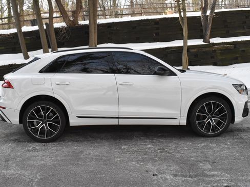 Used 2020 Audi SQ8 Prestige w/ Prestige Package image 10