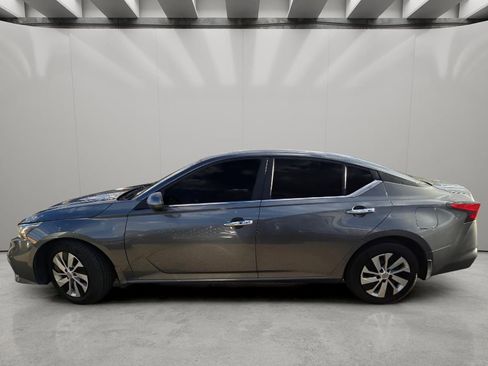 Used 2020 Nissan Altima 2.5 S image 3