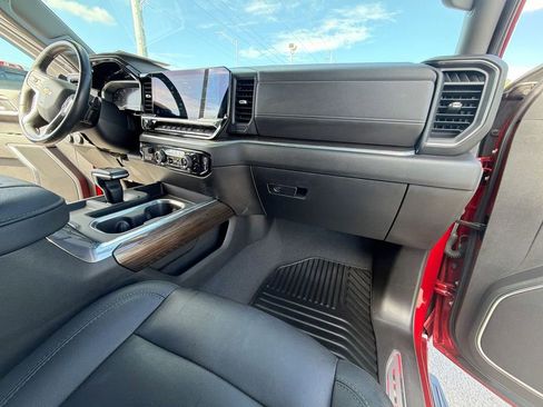 Used 2022 Chevrolet Silverado 1500 LT w/ All Star Edition Plus image 34