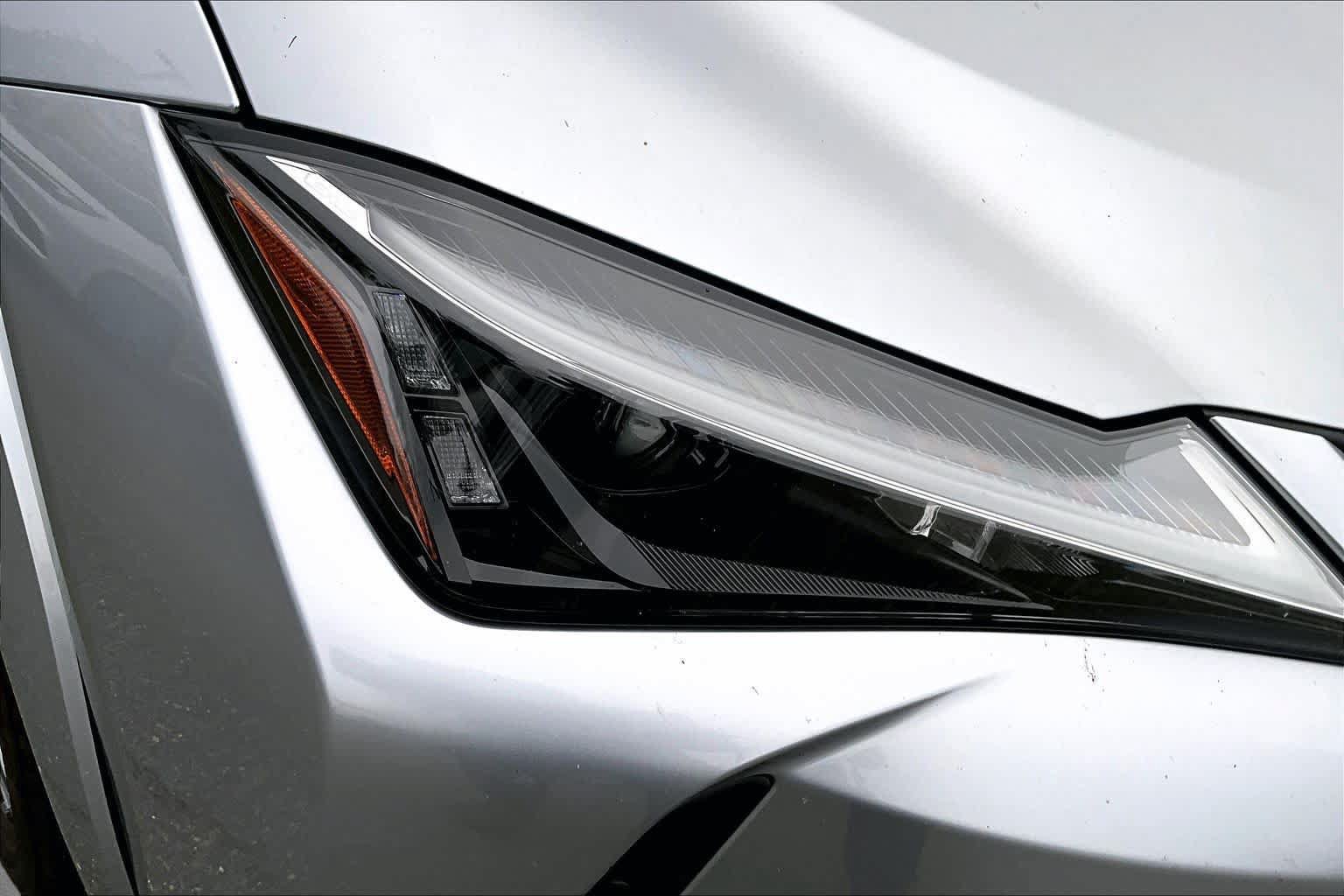 Used 2024 Lexus UX 250h AWD w/ Premium Package image 28
