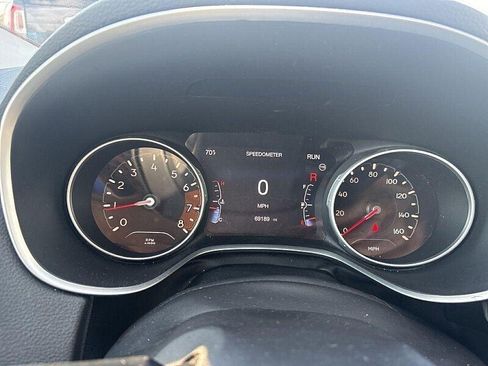 Used 2018 Jeep Compass Latitude w/ Popular Equipment Group FWD image 28