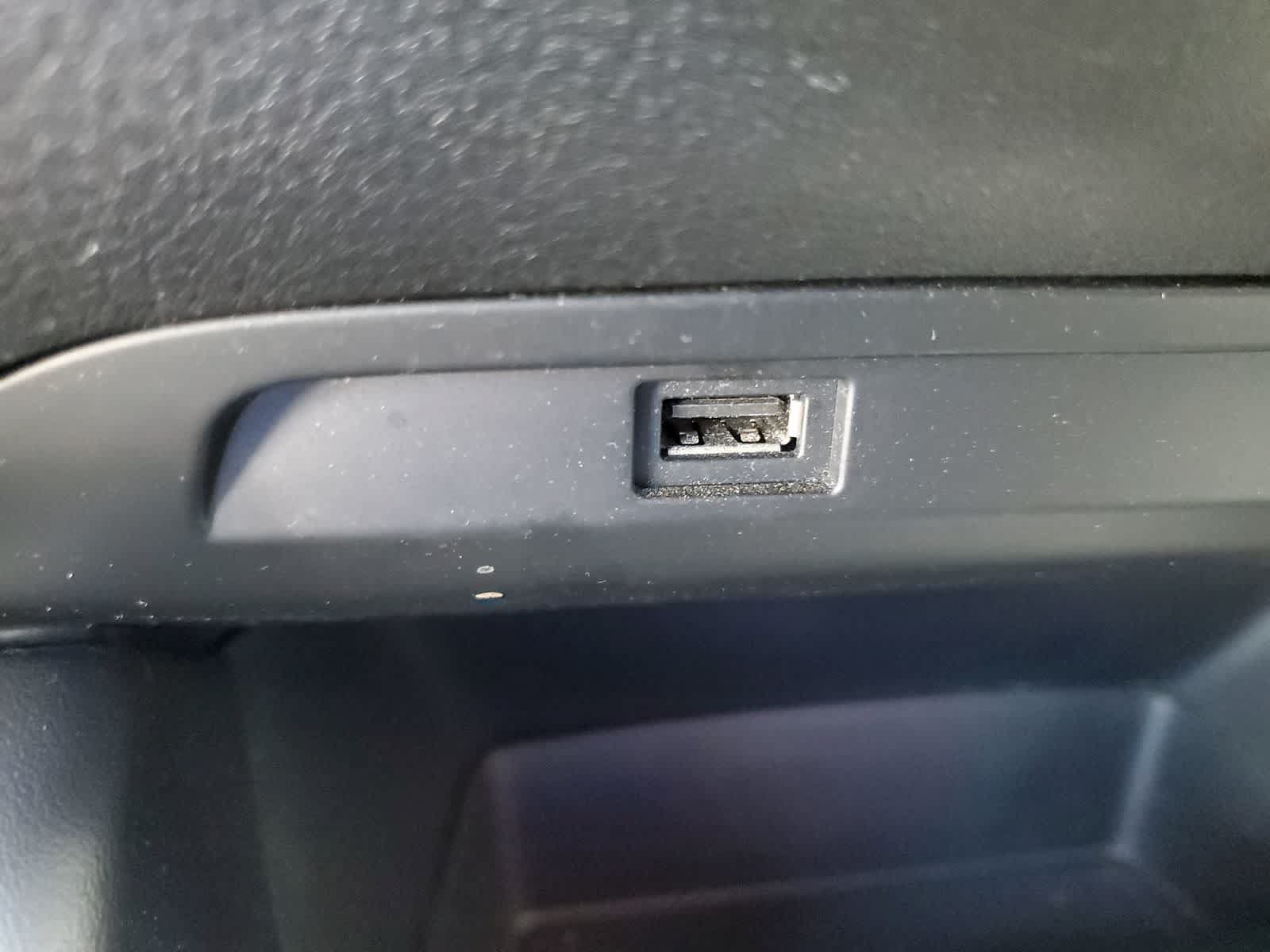 Used 2019 MAZDA MAZDA3 Hatchback FWD image 22