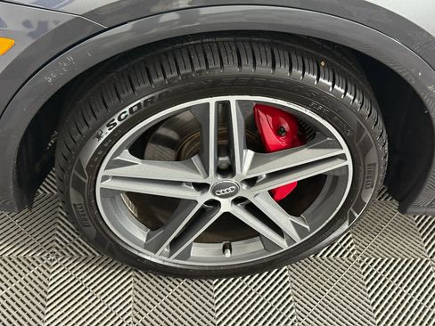 Used 2018 Audi SQ5 Prestige w/ Prestige Package image 10