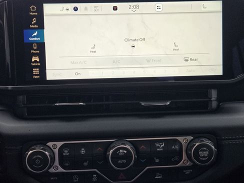 New 2026 Jeep Gladiator Sport AWD/4WD image 22