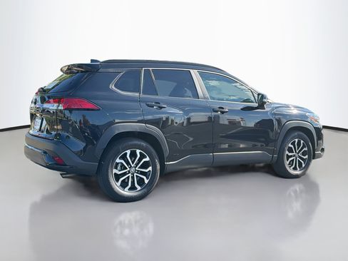 Used 2023 Toyota Corolla Cross AWD Hybrid image 2