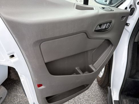 Used 2024 Ford Transit 350 XLT RWD image 7