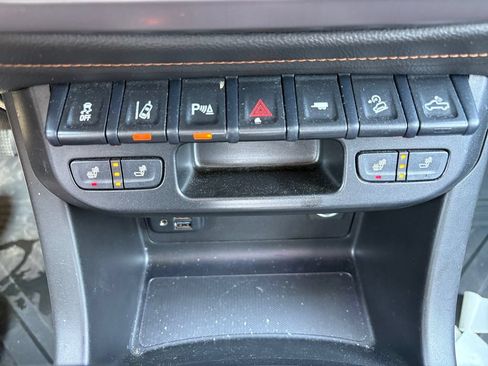 Used 2021 GMC Canyon AT4 w/ Driver Alert Package AWD/4WD image 30