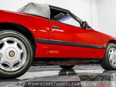Used 1991 Buick Reatta Convertible image 24