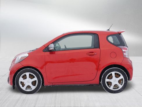 Used 2012 Scion iQ image 4