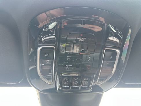 Used 2023 Maserati Grecale GT image 32