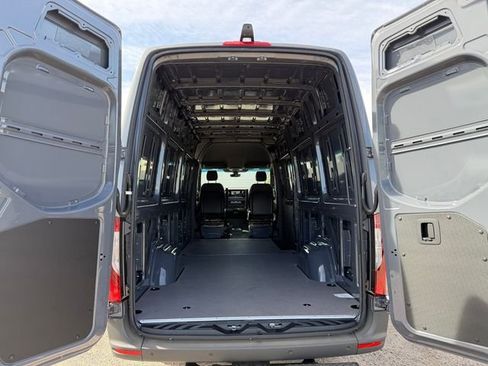 New 2026 Mercedes-Benz Sprinter 2500 image 24