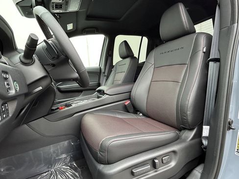 New 2026 Honda Ridgeline Black Edition image 11