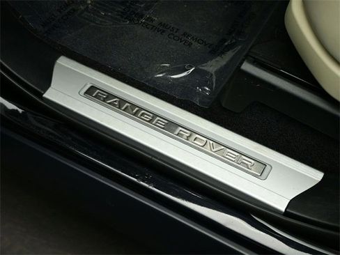 Used 2022 Land Rover Range Rover P525 Westminster Edition image 20