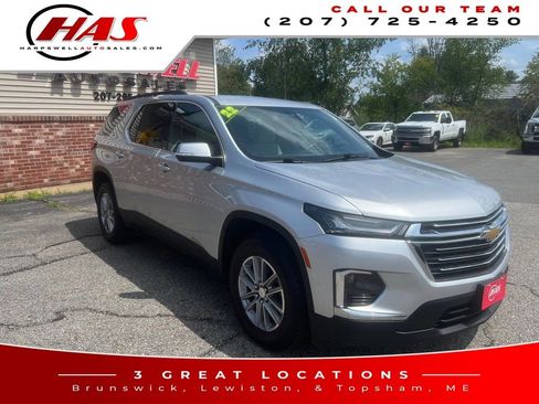 Used 2022 Chevrolet Traverse LT w/ LPO, Floor Liner Package image 8