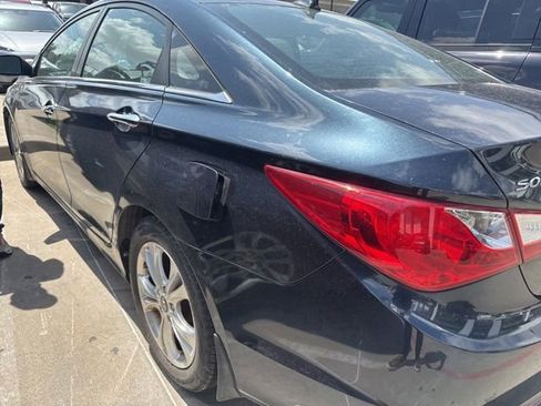 Used 2011 Hyundai Sonata Limited FWD image 3