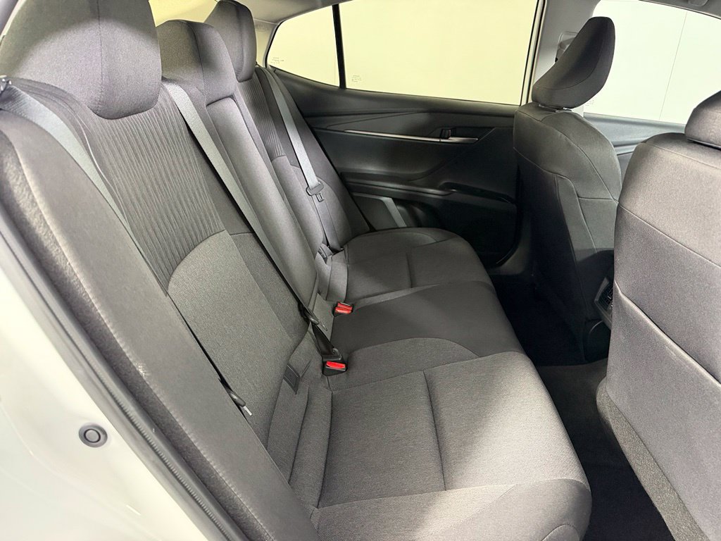 Used 2026 Toyota Camry LE FWD image 17