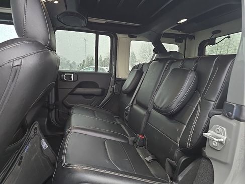 Used 2023 Jeep Wrangler Unlimited Sahara w/ Cold Weather Group image 11