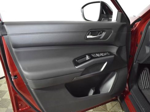 New 2026 Nissan Pathfinder SL AWD/4WD image 7