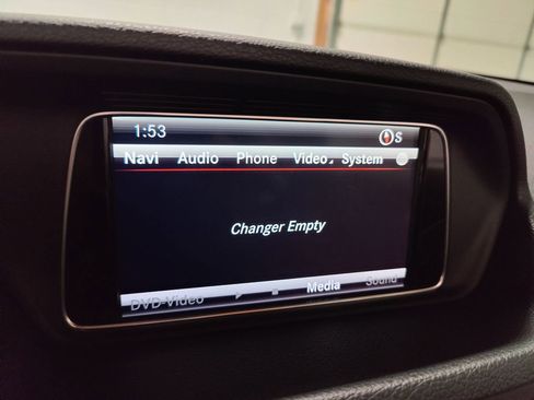 Used 2014 Mercedes-Benz E 550 Cabriolet image 35