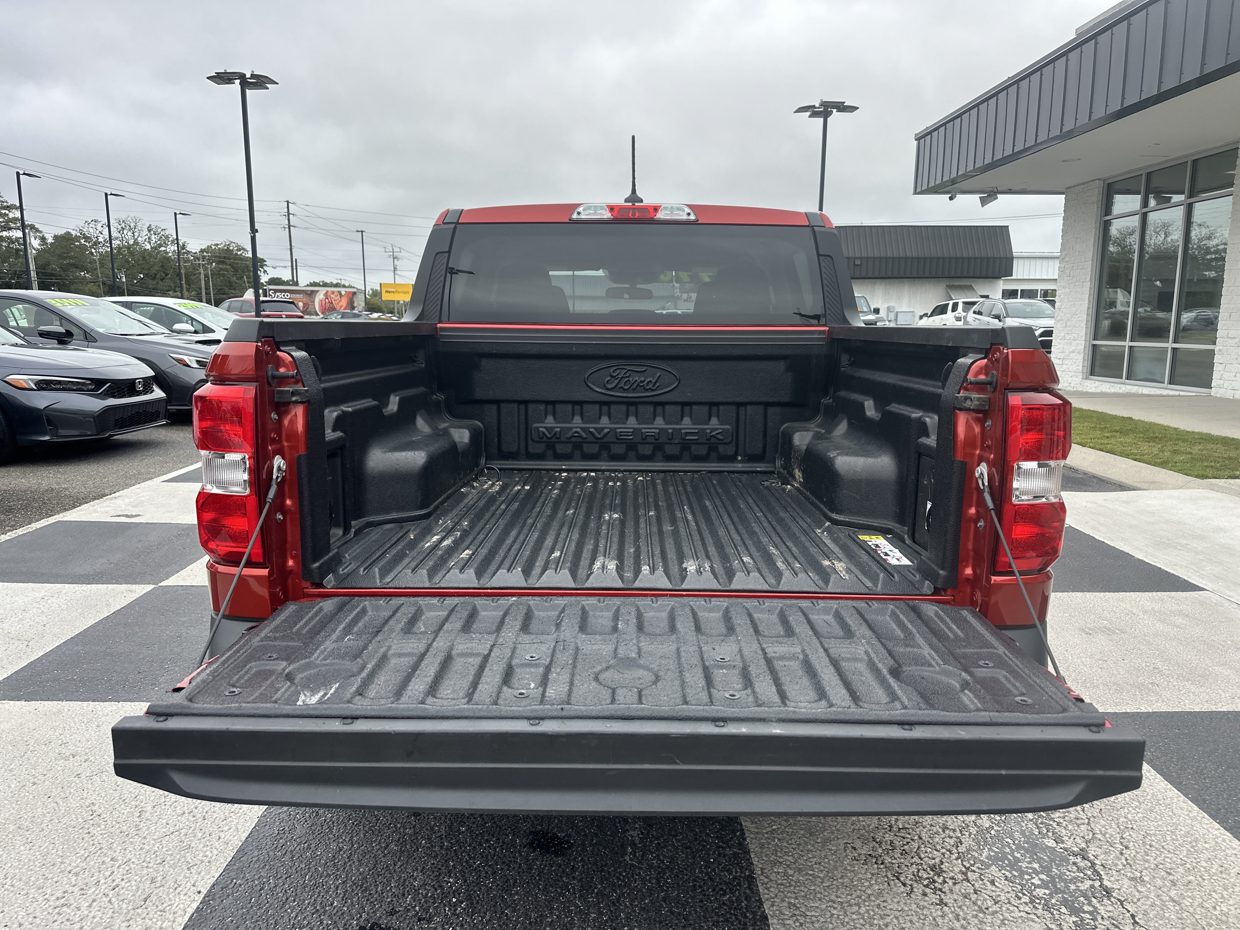 Used 2024 Ford Maverick XLT w/ XLT Luxury Package AWD/4WD image 5