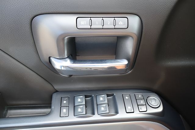 Used 2018 Chevrolet Silverado 1500 LTZ AWD/4WD image 25