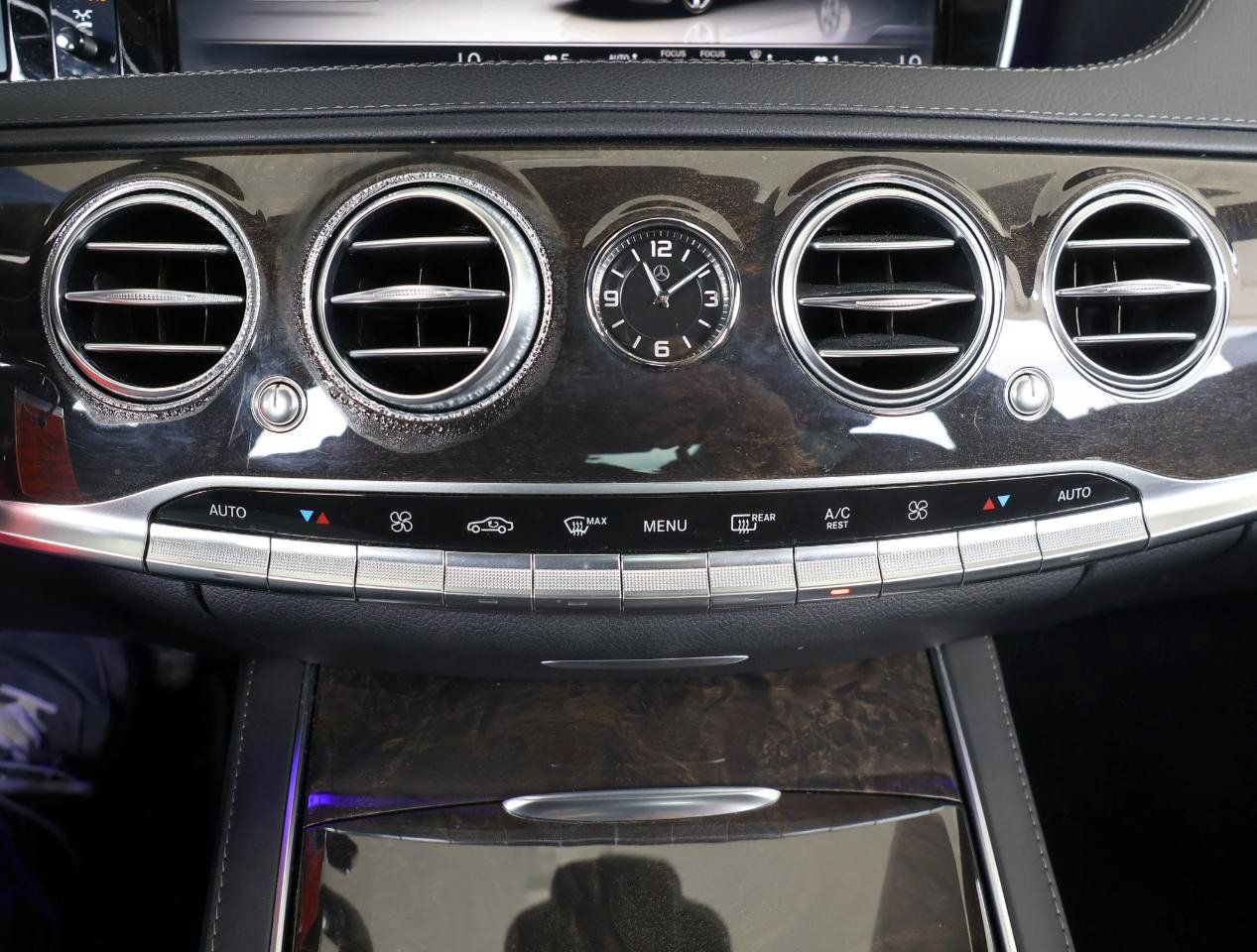 Used 2015 Mercedes-Benz S 550 Sedan image 53