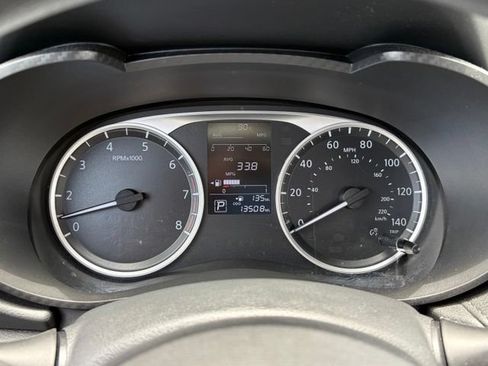 Used 2025 Nissan Versa S w/ Trunk Package FWD image 18