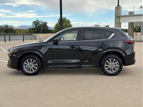 Used 2025 MAZDA CX-5 AWD 2.5 S w/ Select Package image 4