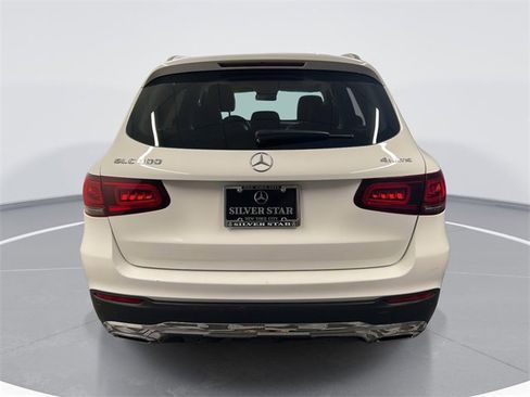 Certified 2022 Mercedes-Benz GLC 300 4MATIC image 4