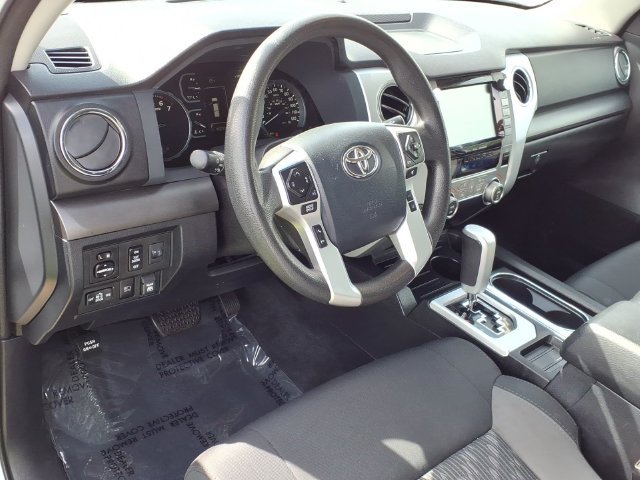 Certified 2020 Toyota Tundra SR5 w/ TRD Off-Road Package AWD/4WD image 18