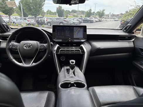 Used 2021 Toyota Venza Limited w/ Carpet Mat Package (TMS) AWD/4WD image 29