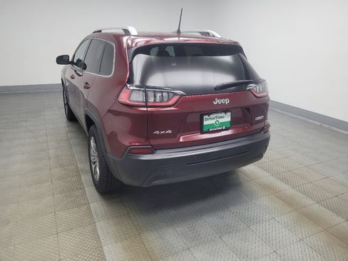 Used 2019 Jeep Cherokee Latitude Plus w/ Cold Weather Group AWD/4WD image 5