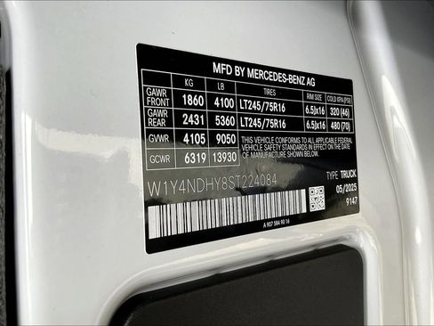 New 2025 Mercedes-Benz Sprinter 2500 image 9