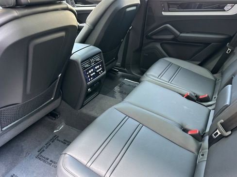 New 2026 Porsche Cayenne S image 13